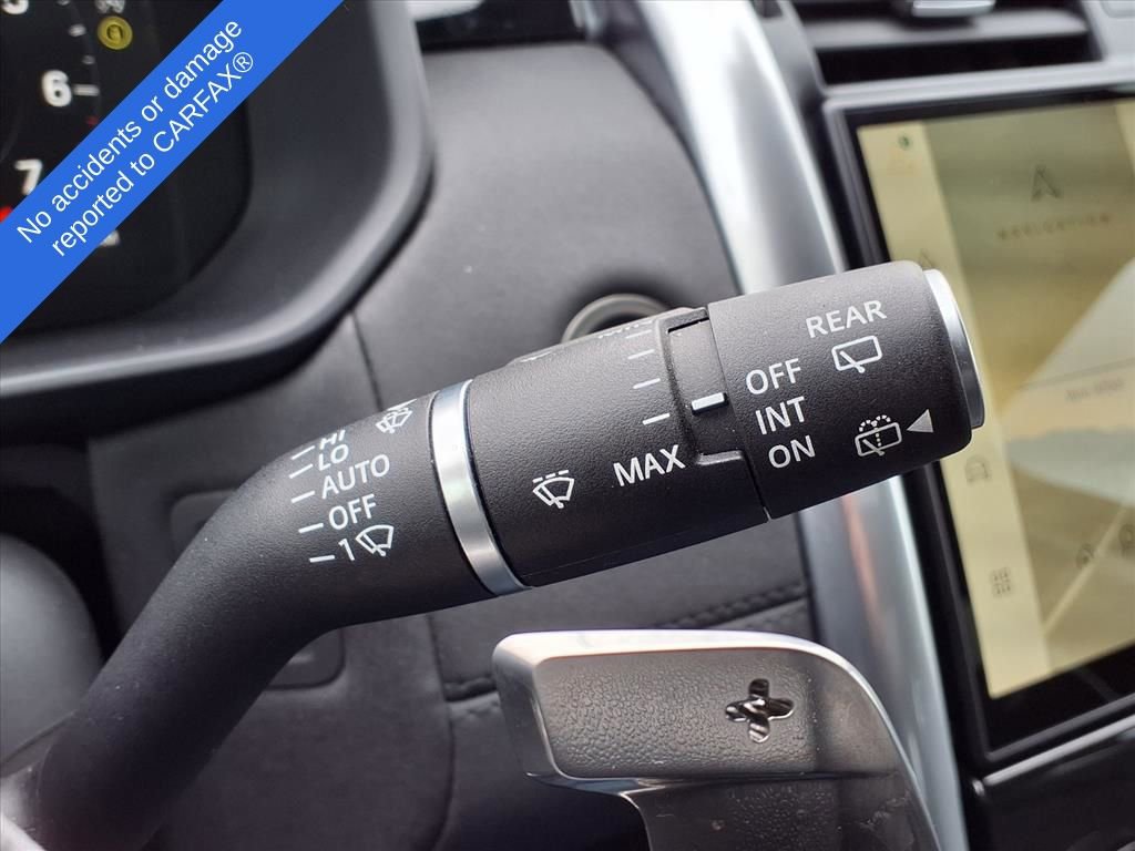 Used 2024 Land Rover Discovery S image 20