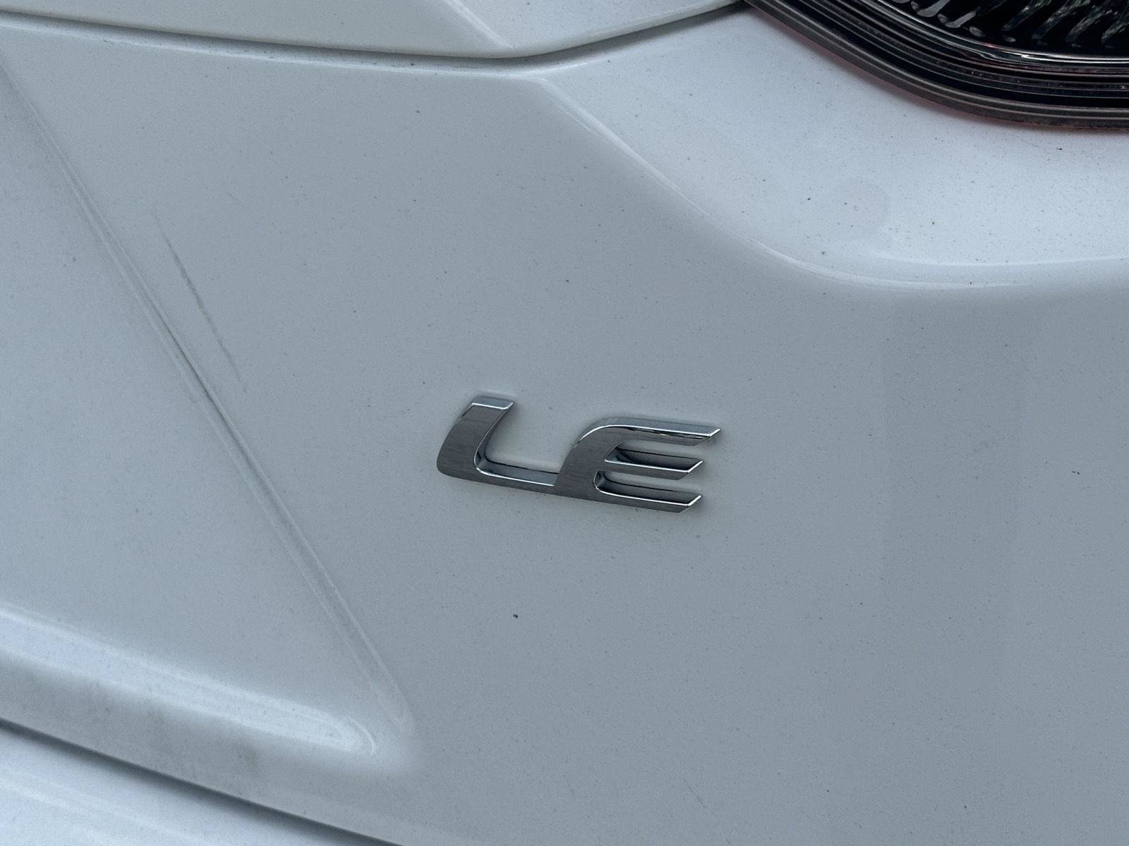 Used 2023 Toyota Corolla LE FWD image 10