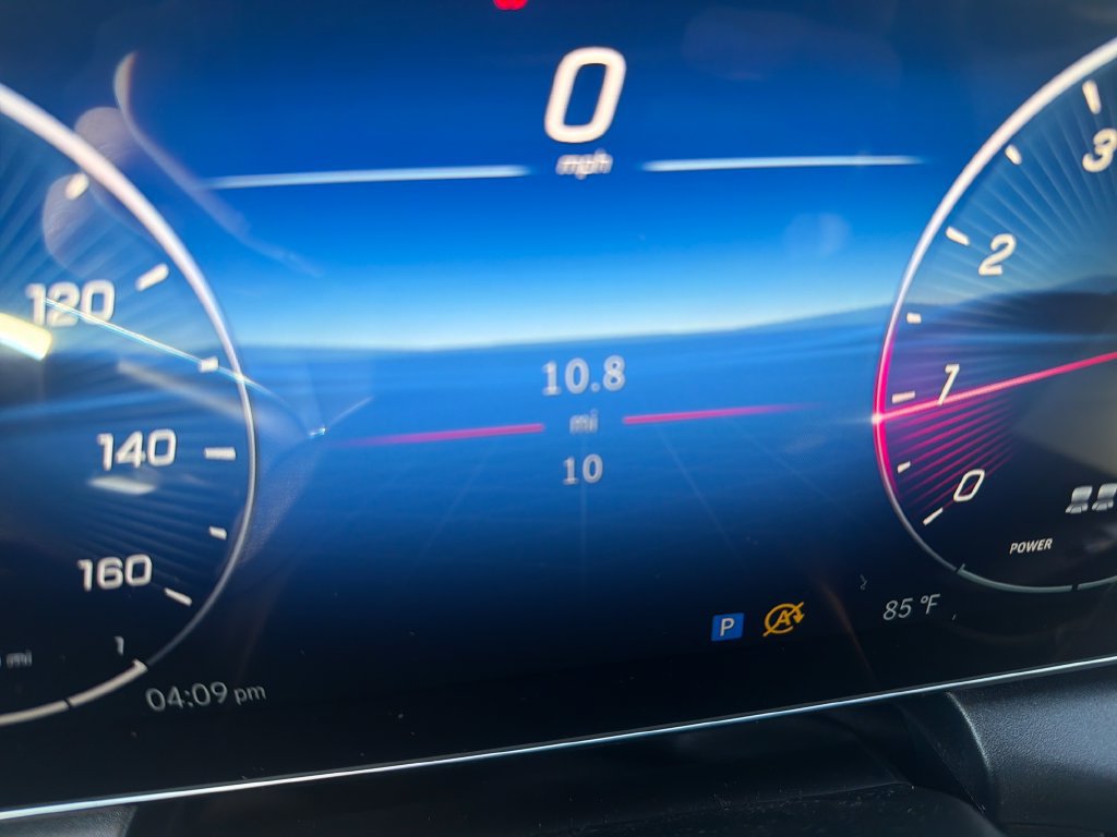 New 2027 Mercedes-Benz GLC 300 4MATIC image 10