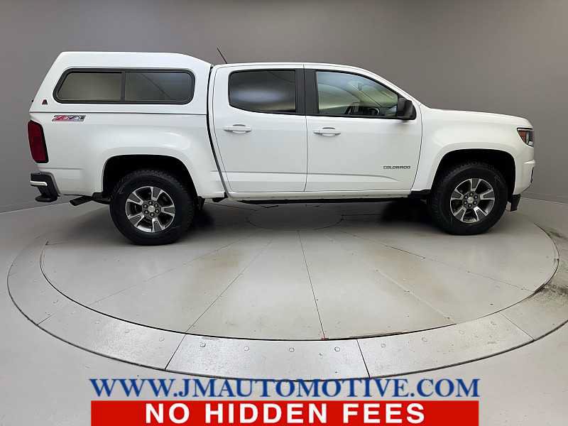 Used 2017 Chevrolet Colorado Z71 AWD/4WD image 6
