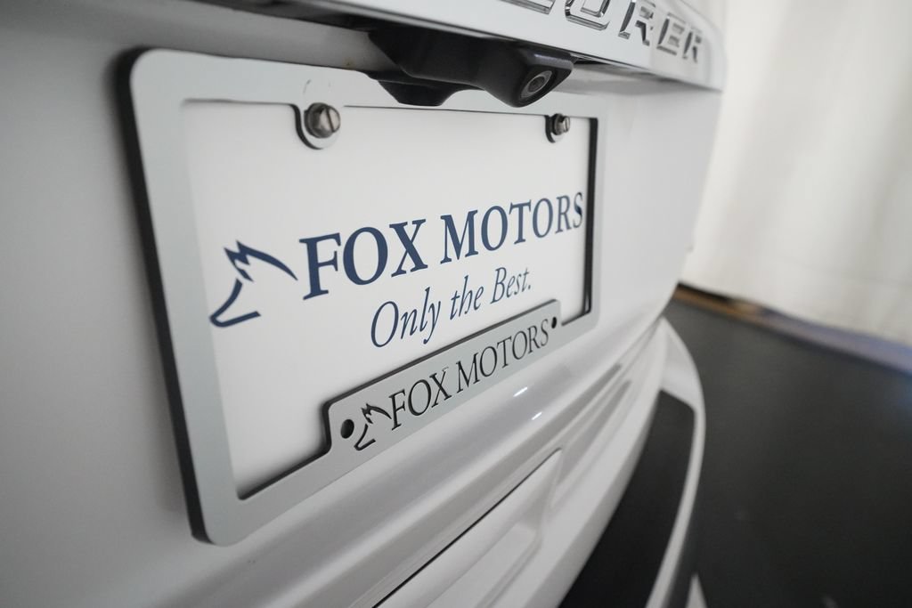 Used 2014 Ford Explorer Limited w/ Equipment Group 301A AWD/4WD image 39