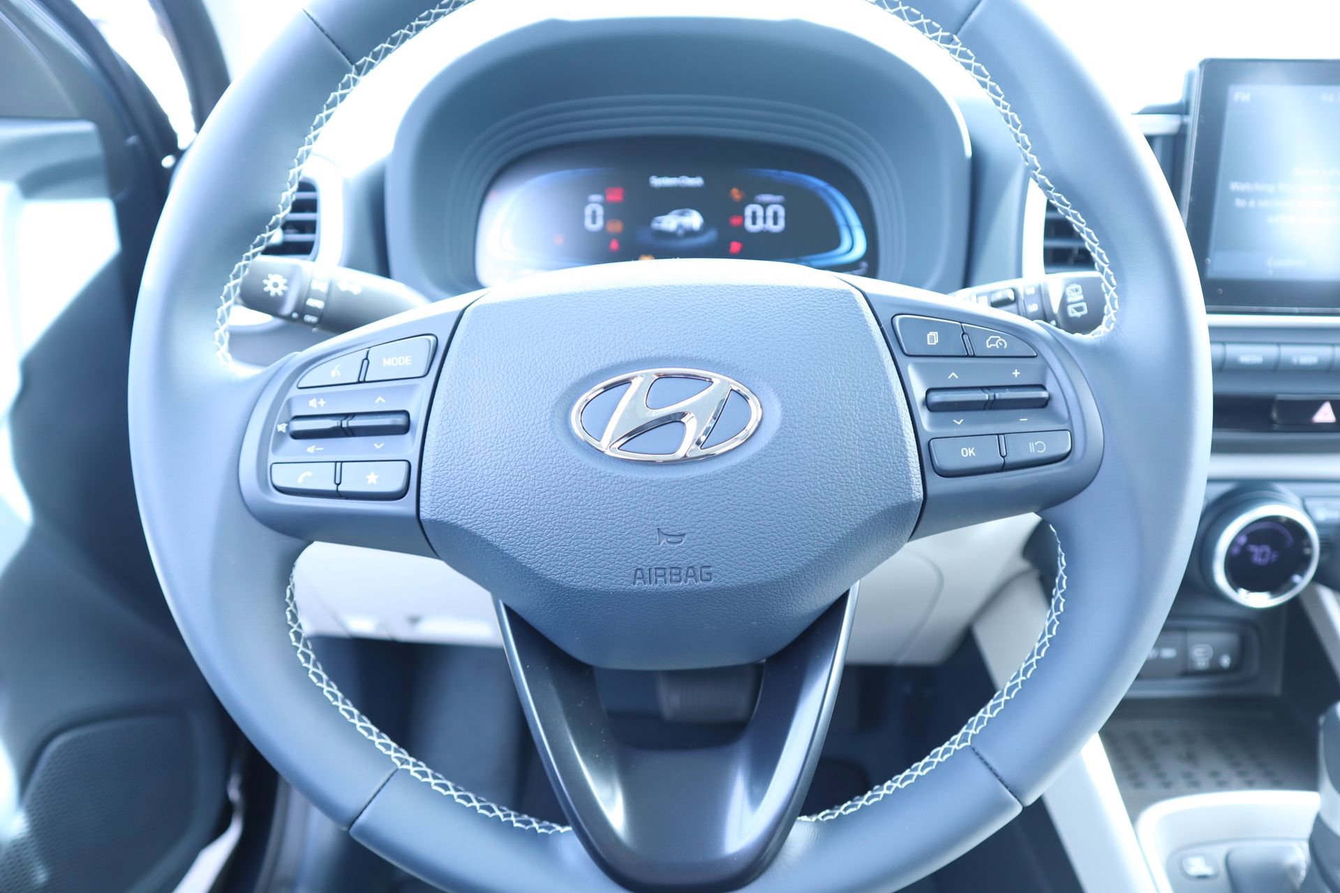 New 2026 Hyundai Venue SEL image 3