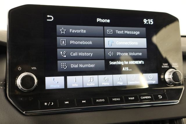 Used 2024 Mitsubishi Outlander SE Black Edition image 28