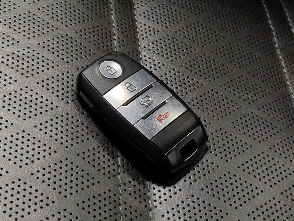 Used 2016 Kia Sorento SX w/ SXL Technology Package image 32