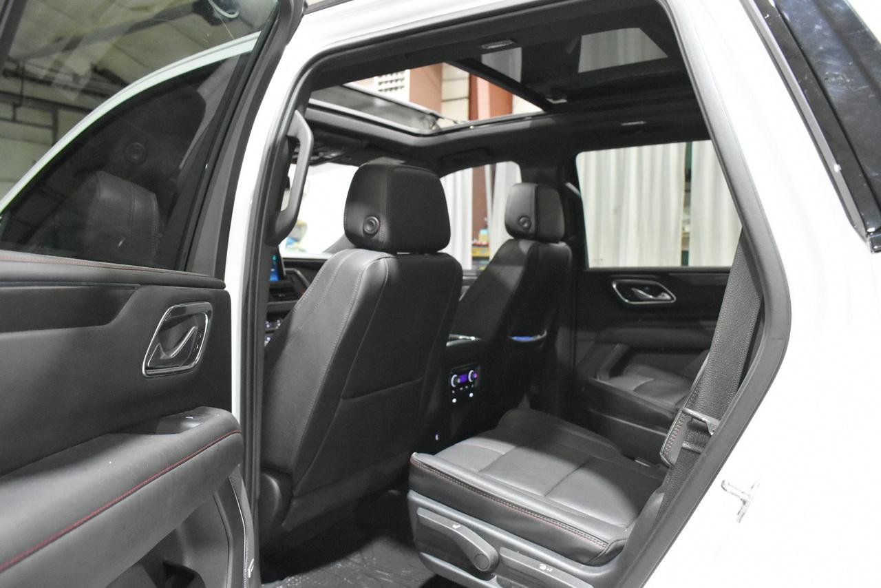 Used 2022 Chevrolet Tahoe RST w/ Luxury Package AWD/4WD image 35