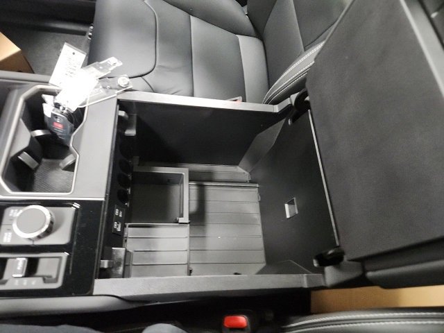 New 2026 Toyota Tundra Limited image 29