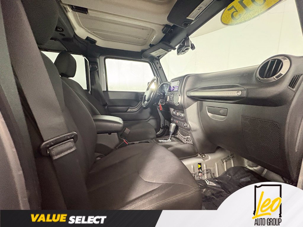 Used 2015 Jeep Wrangler Unlimited Sport w/ Quick Order Package 24S AWD/4WD image 16