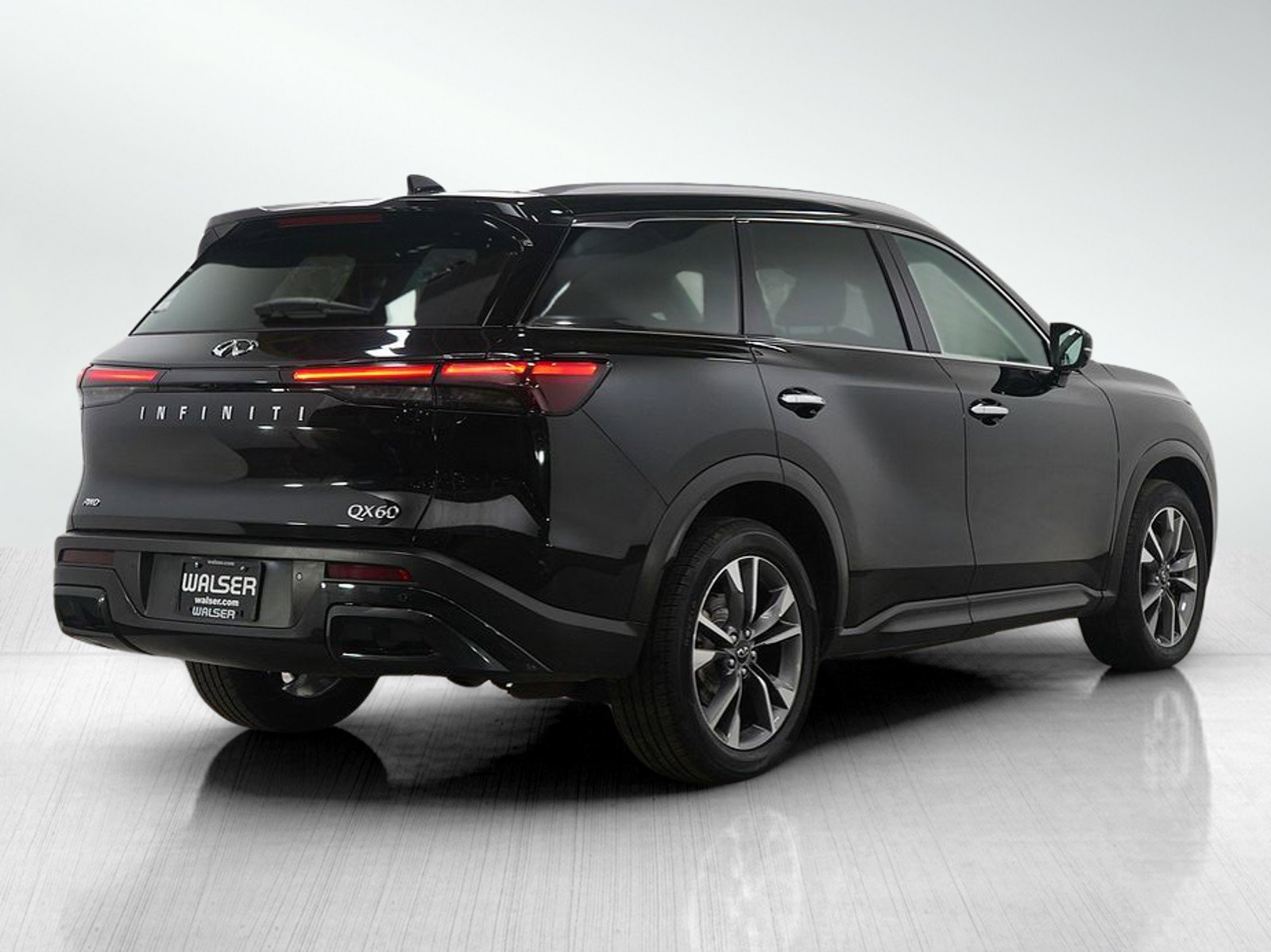 Used 2024 INFINITI QX60 Luxe image 5