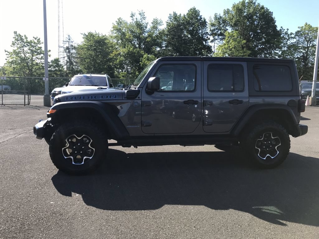Used 2023 Jeep Wrangler Unlimited Rubicon 4xe w/ Cold Weather Group AWD/4WD image 2