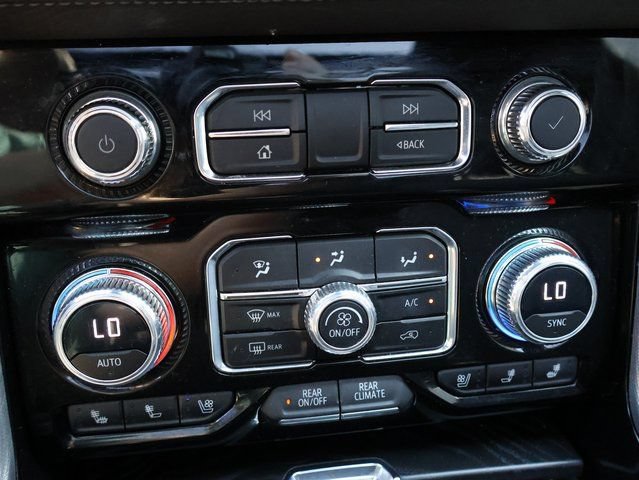 Used 2023 GMC Yukon Denali AWD/4WD image 37