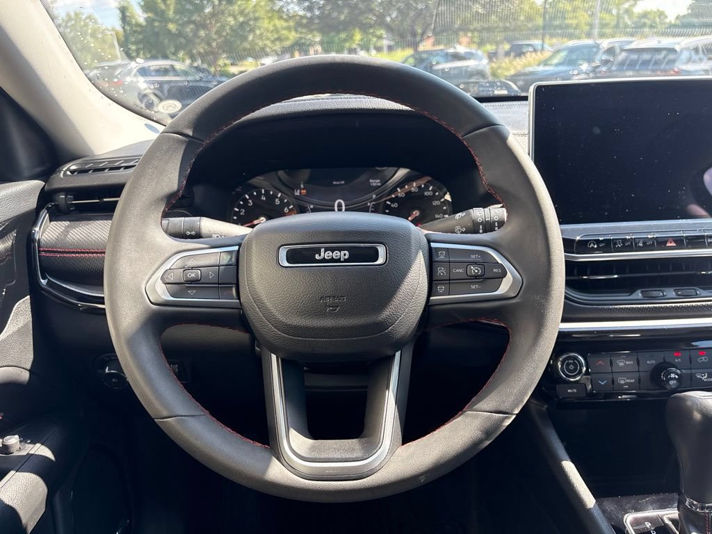 Used 2022 Jeep Compass Trailhawk w/ Sun and Sound Group AWD/4WD image 26