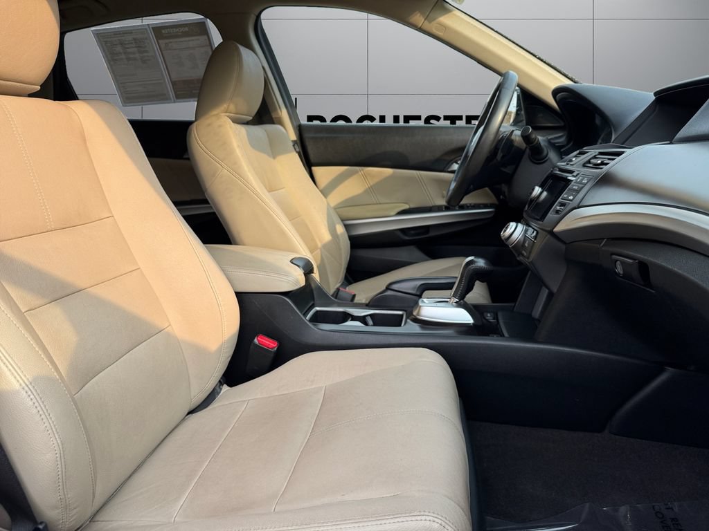 Used 2015 Honda Crosstour EX-L image 17