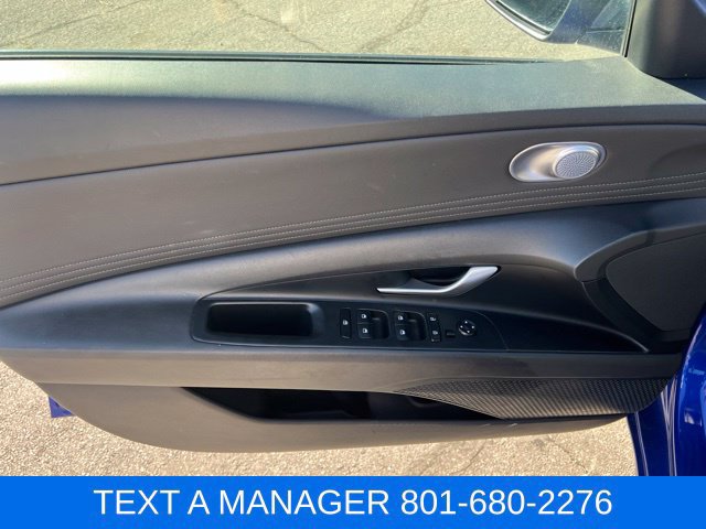 Used 2025 Hyundai Elantra SEL FWD image 16