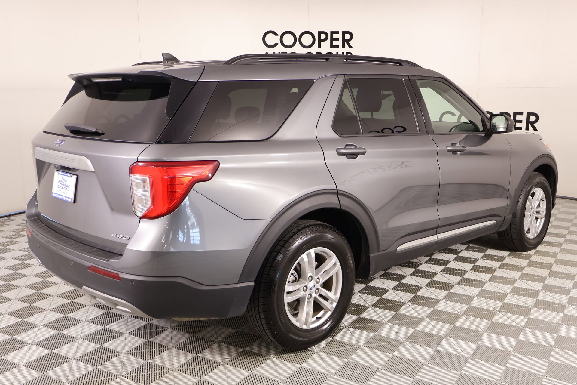 Used 2023 Ford Explorer XLT w/ Equipment Group 202A image 21