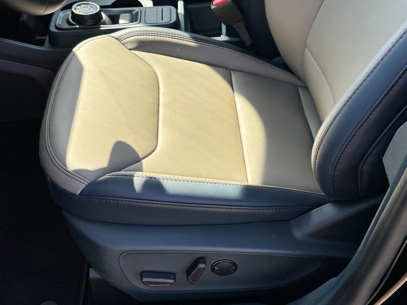 New 2026 Ford Maverick Lariat AWD/4WD image 18