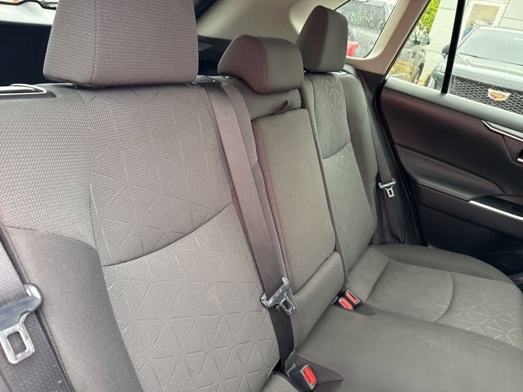 Used 2023 Toyota RAV4 XLE FWD image 19