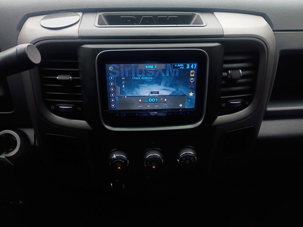 Used 2013 RAM 1500 Express image 8