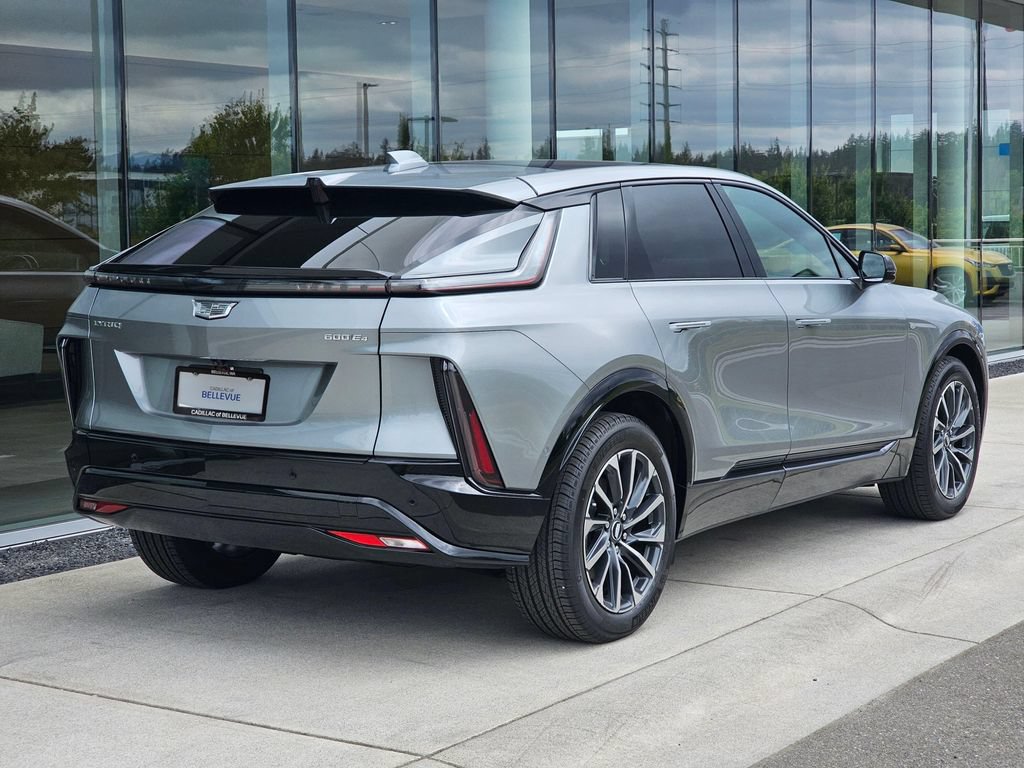 New 2026 Cadillac Lyriq Sport AWD/4WD image 5
