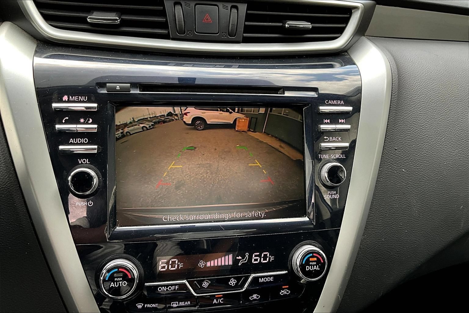 Used 2019 Nissan Murano S FWD image 11
