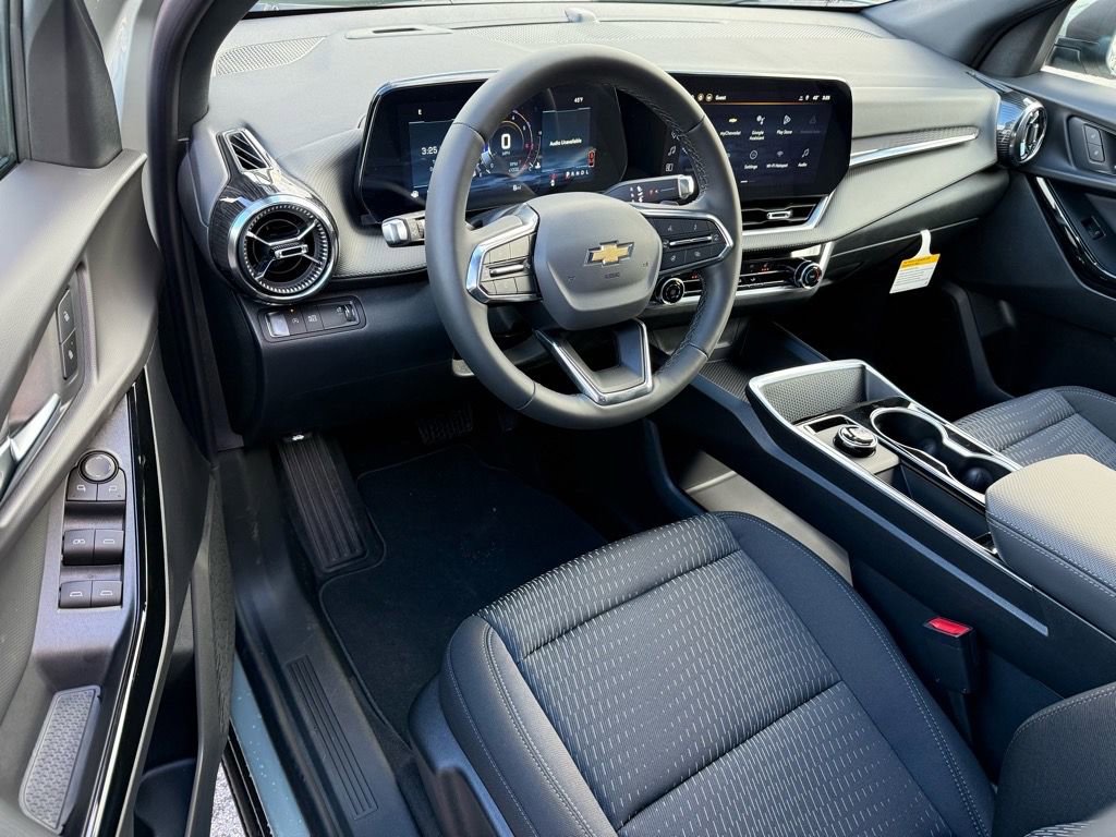 New 2026 Chevrolet Equinox LT image 8