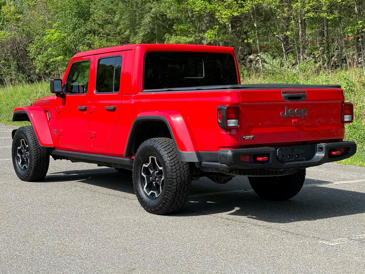 Used 2020 Jeep Gladiator Rubicon AWD/4WD image 2