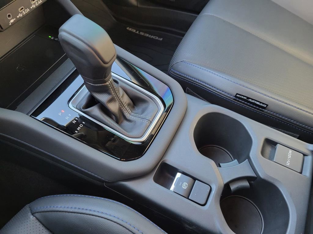 Certified 2025 Subaru Forester Limited image 28
