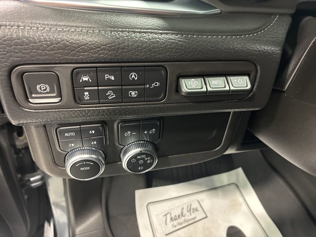 Used 2022 GMC Yukon Denali AWD/4WD image 24