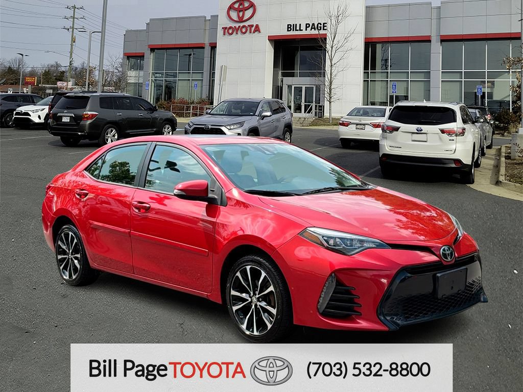 Used 2017 Toyota Corolla SE w/ SE Premium Package FWD image 1