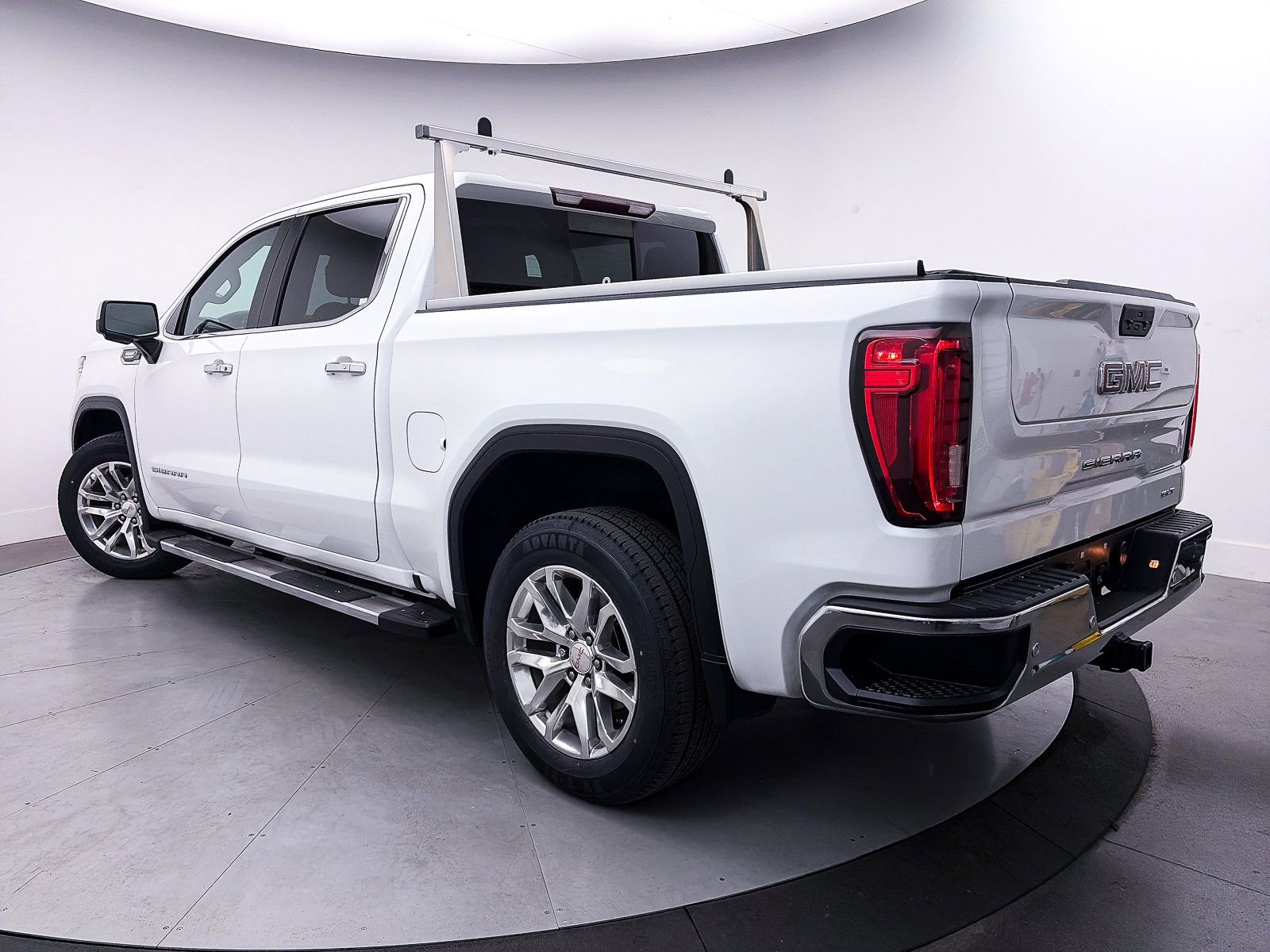 Used 2021 GMC Sierra 1500 SLT w/ SLT Premium Plus Package image 2