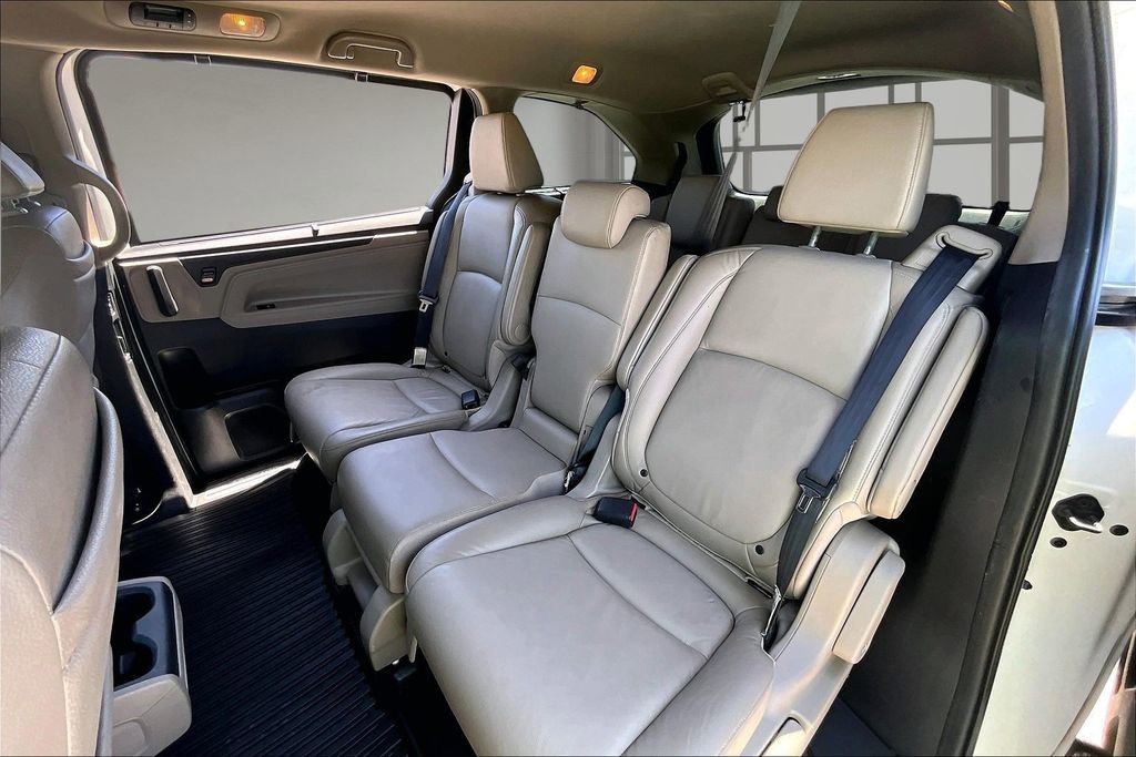 Used 2018 Honda Odyssey Touring image 22
