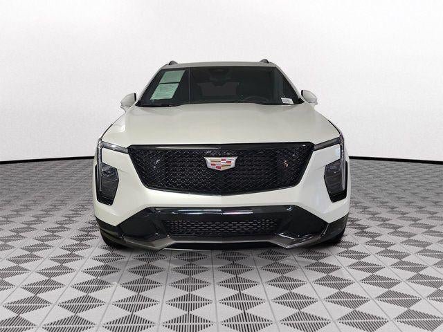 Certified 2024 Cadillac XT4 Sport FWD image 2