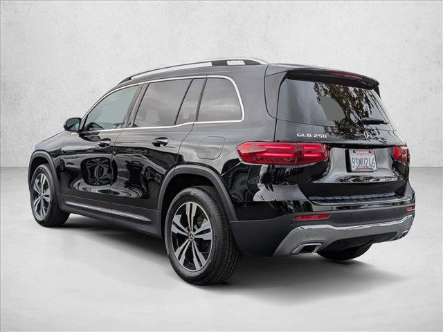 Certified 2025 Mercedes-Benz GLB 250 image 8