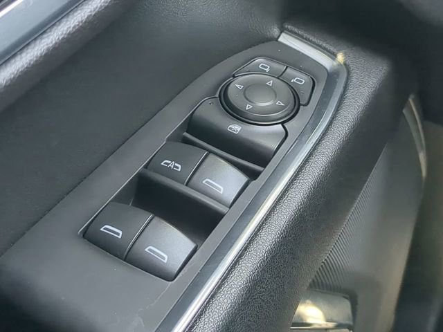 Used 2023 GMC Sierra 1500 SLE w/ X31 Off-Road Package AWD/4WD image 29