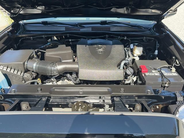 Used 2023 Toyota Tacoma SR5 AWD/4WD image 28