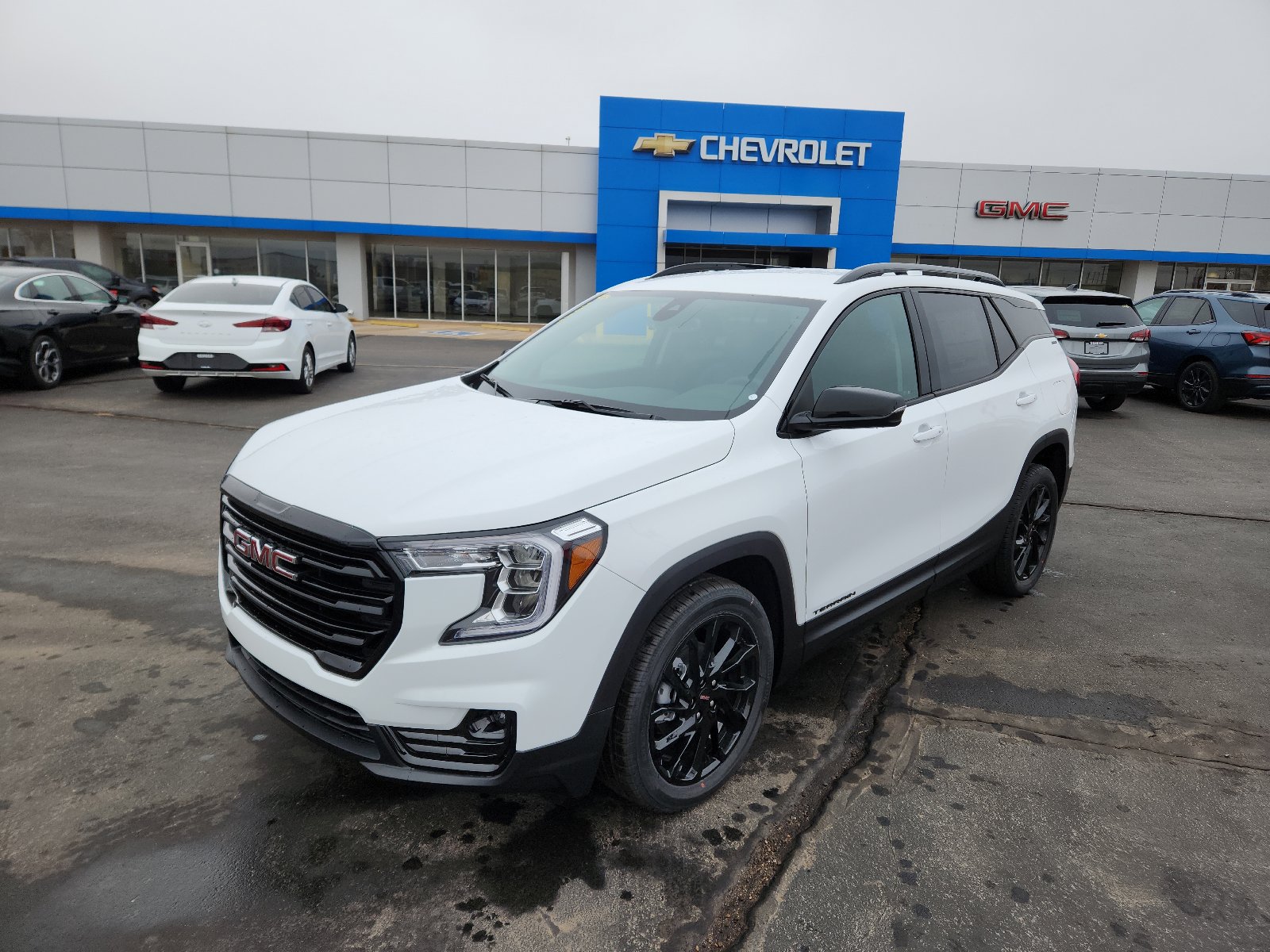 New 2024 GMC Terrain SLT w/ Elevation Edition FWD image 1