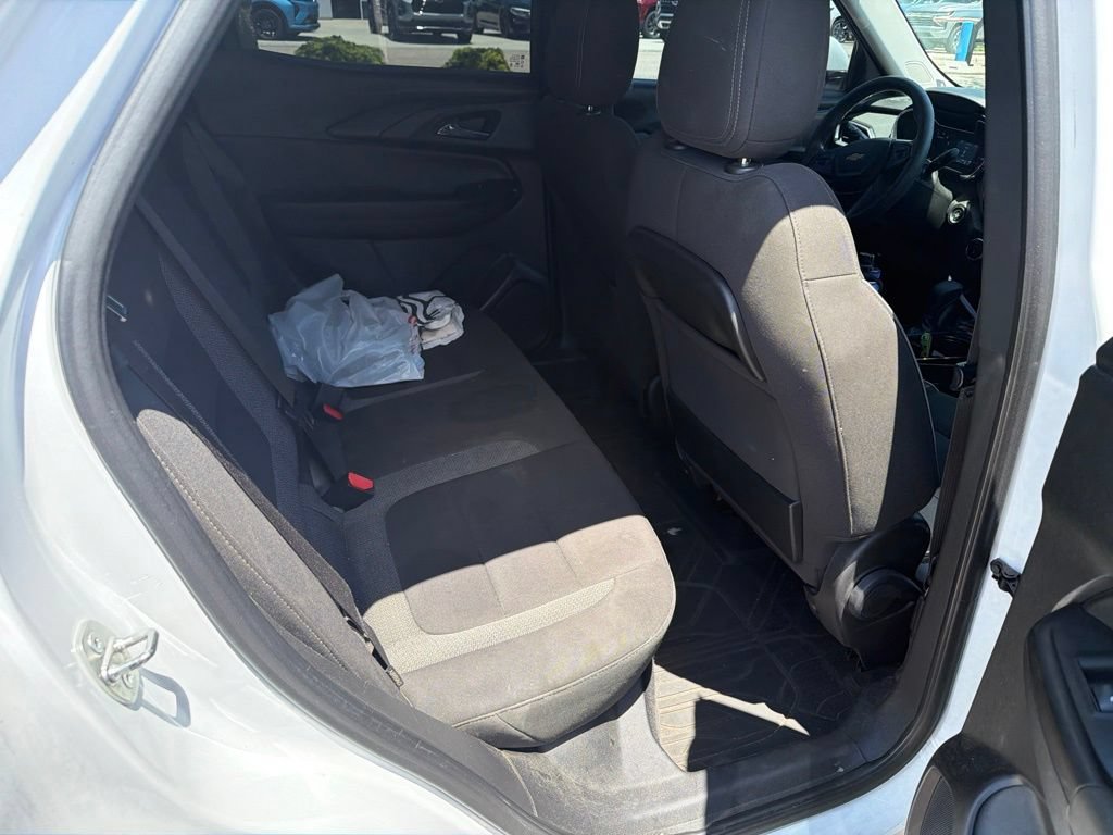 Used 2021 Chevrolet TrailBlazer LT w/ Convenience Package FWD image 18
