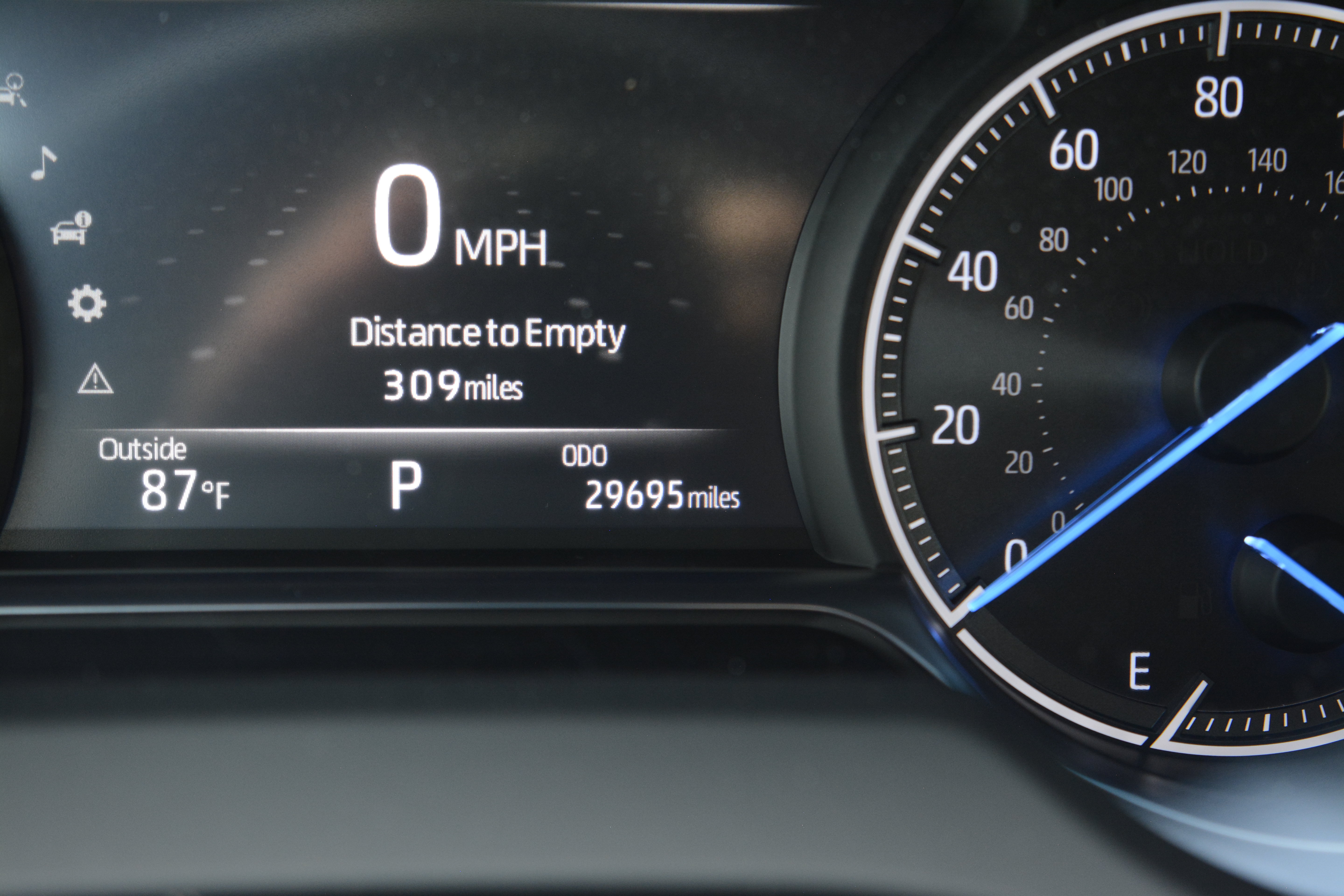 Used 2022 Toyota Venza XLE AWD/4WD image 18
