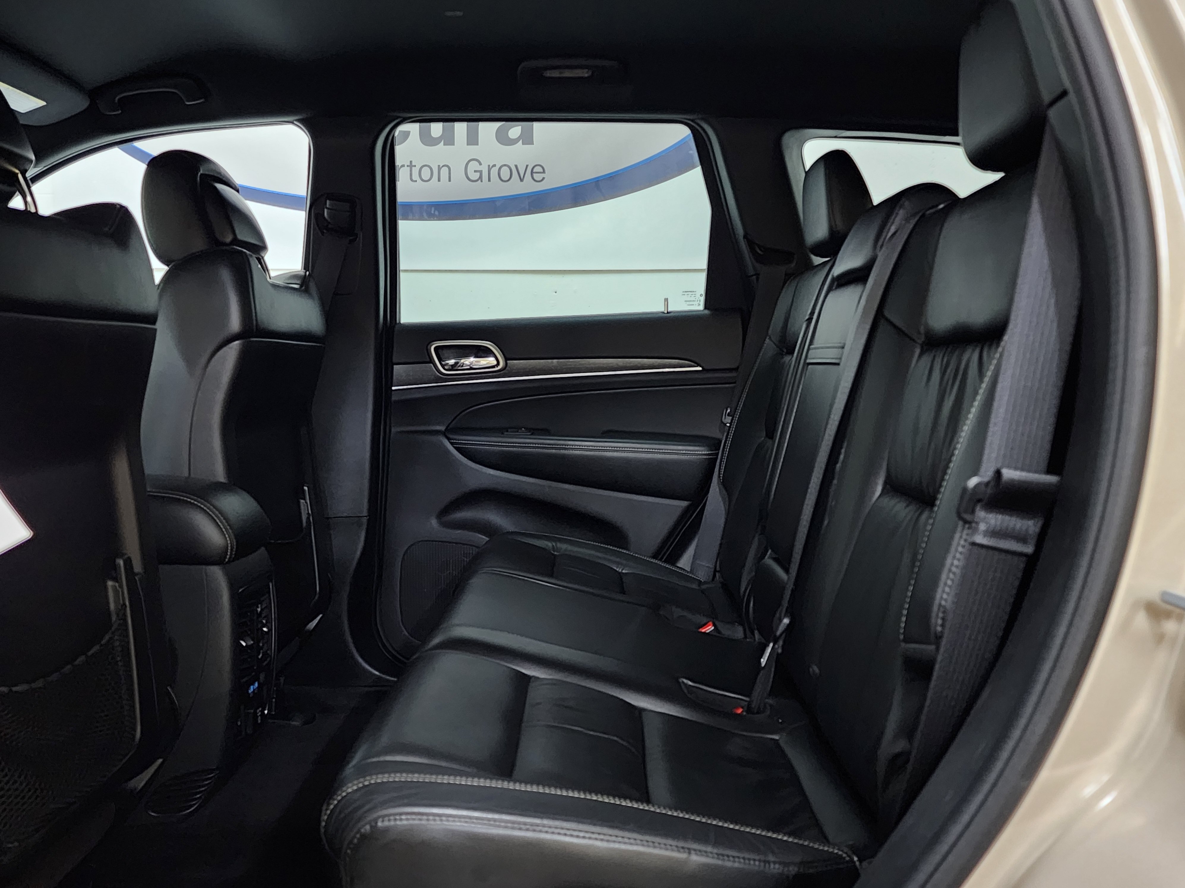 Used 2015 Jeep Grand Cherokee Limited AWD/4WD image 17