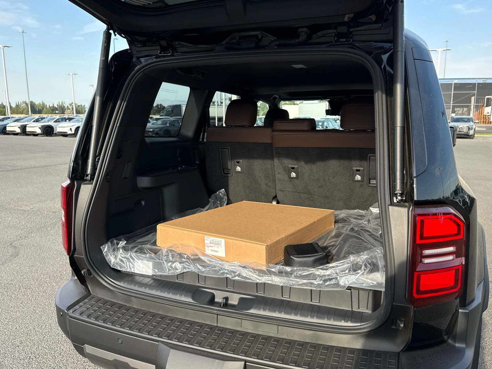 New 2027 Toyota Land Cruiser w/ Premium Package AWD/4WD image 13