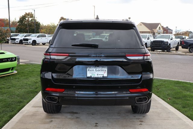 New 2025 Jeep Grand Cherokee Summit w/ Obsidian Package image 33