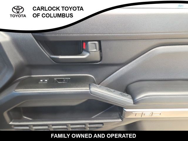 Used 2025 Toyota 4Runner TRD Sport AWD/4WD image 19
