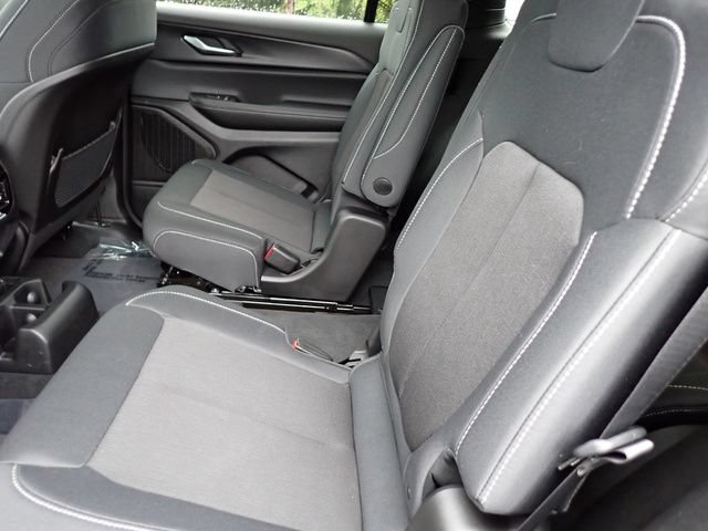 New 2024 Jeep Grand Cherokee L Laredo AWD/4WD image 13