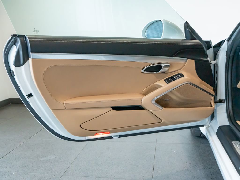 Certified 2016 Porsche 911 Carrera S RWD image 12