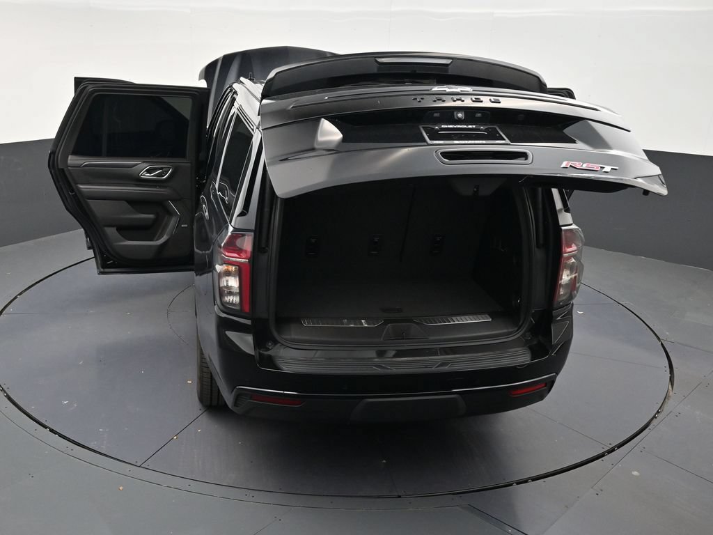 Used 2024 Chevrolet Tahoe RST w/ Luxury Package RWD image 32