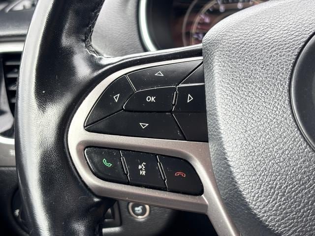 Used 2020 Jeep Cherokee Limited AWD/4WD image 20