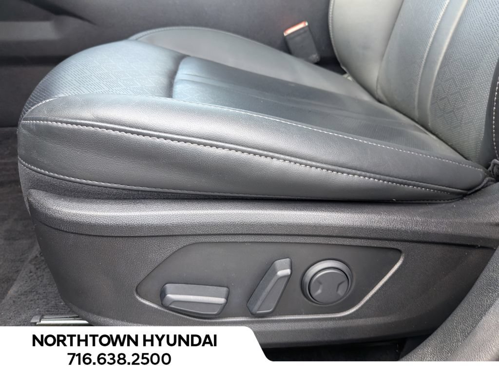 Used 2023 Kia Sorento SX AWD/4WD image 31
