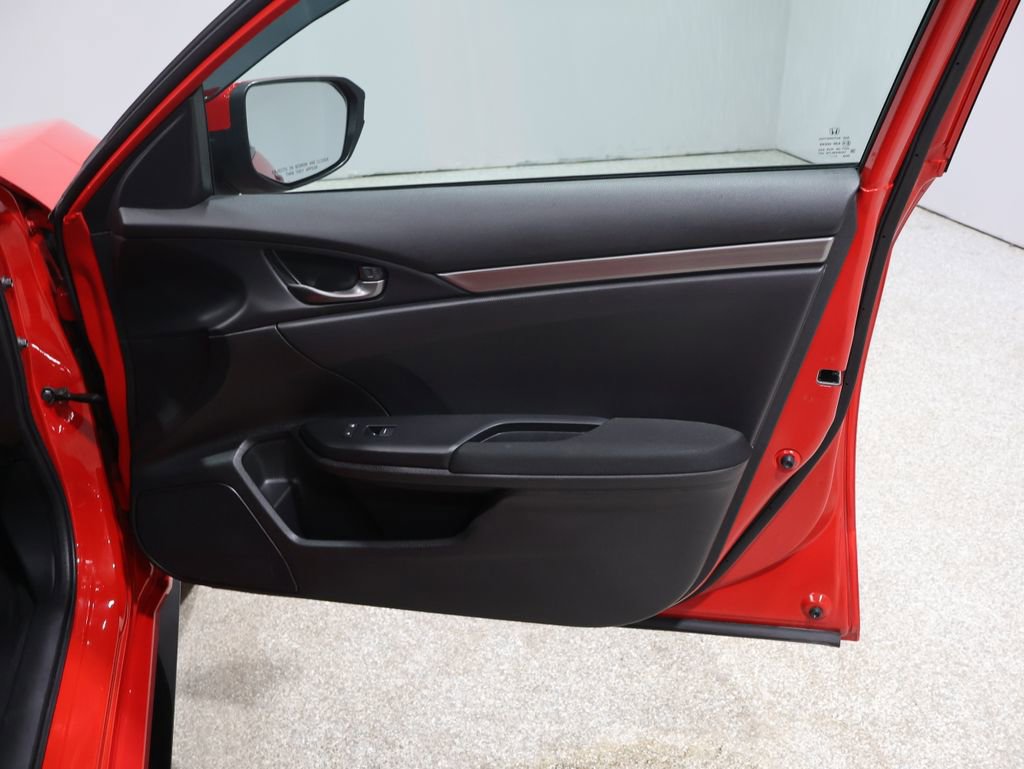 Used 2018 Honda Civic Sport image 22