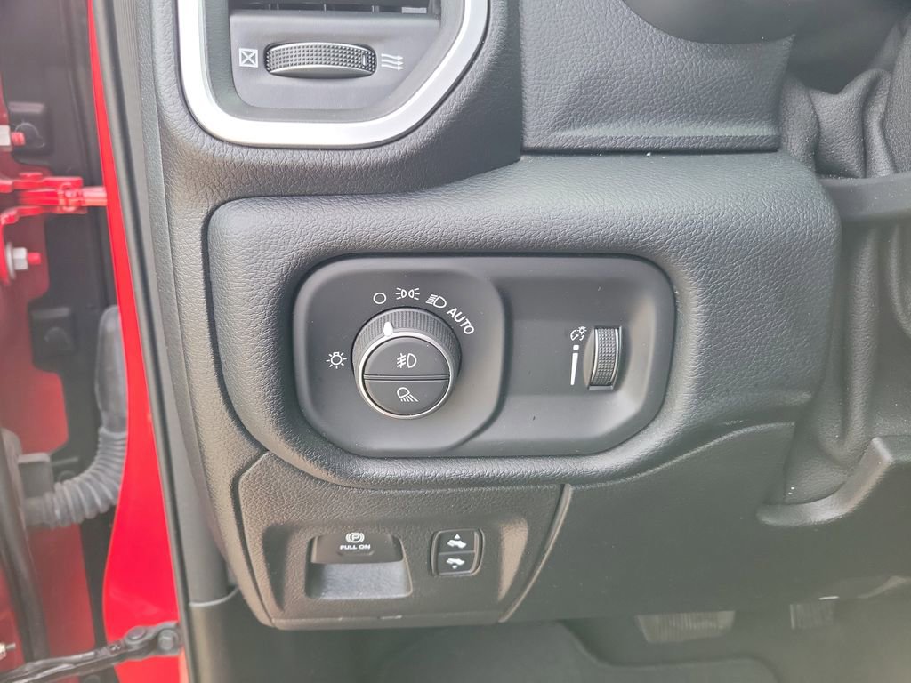 Used 2021 RAM 1500 Big Horn w/ Trailer Tow Group image 14