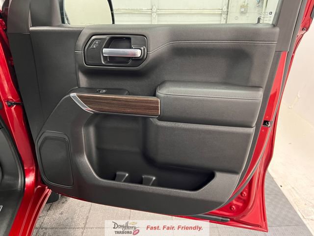 Used 2021 Chevrolet Silverado 1500 RST AWD/4WD image 40