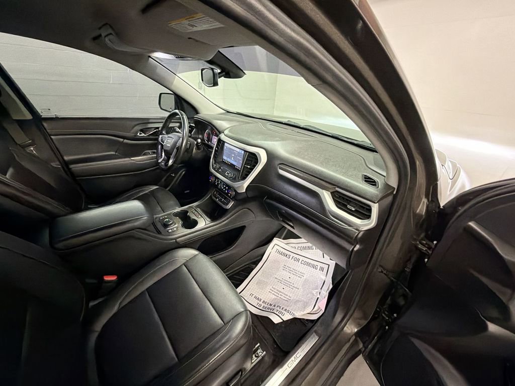 Used 2020 GMC Acadia SLT w/ Premium Package image 28